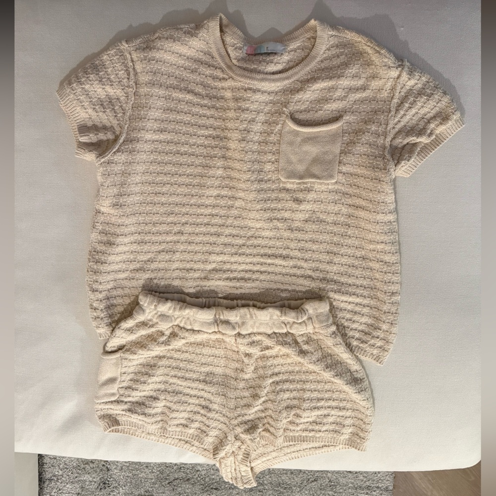 Free people beige crochet set shorts and short sleeve top size M